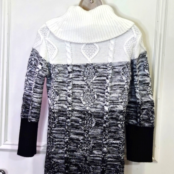 Studio One New York Black & White Cowl Neck Cable Knit Sweater Dress, Medium - Picture 14 of 16